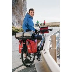 Vaude Aqua Box Handle Bar Bag 6L - Parrot Green -Vaude vaude aqua box handle bar bag red c1 1085207