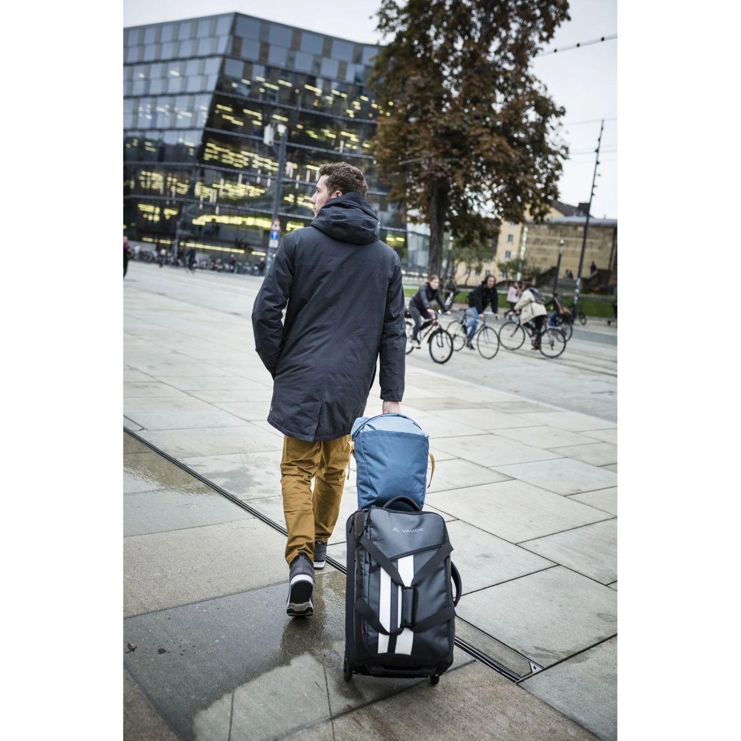 Vaude Kajam Shopper & Backpack - 20L - Chocolate 15 Vaude Kajam Shopper & Backpack - 20L - Chocolate - Image 13