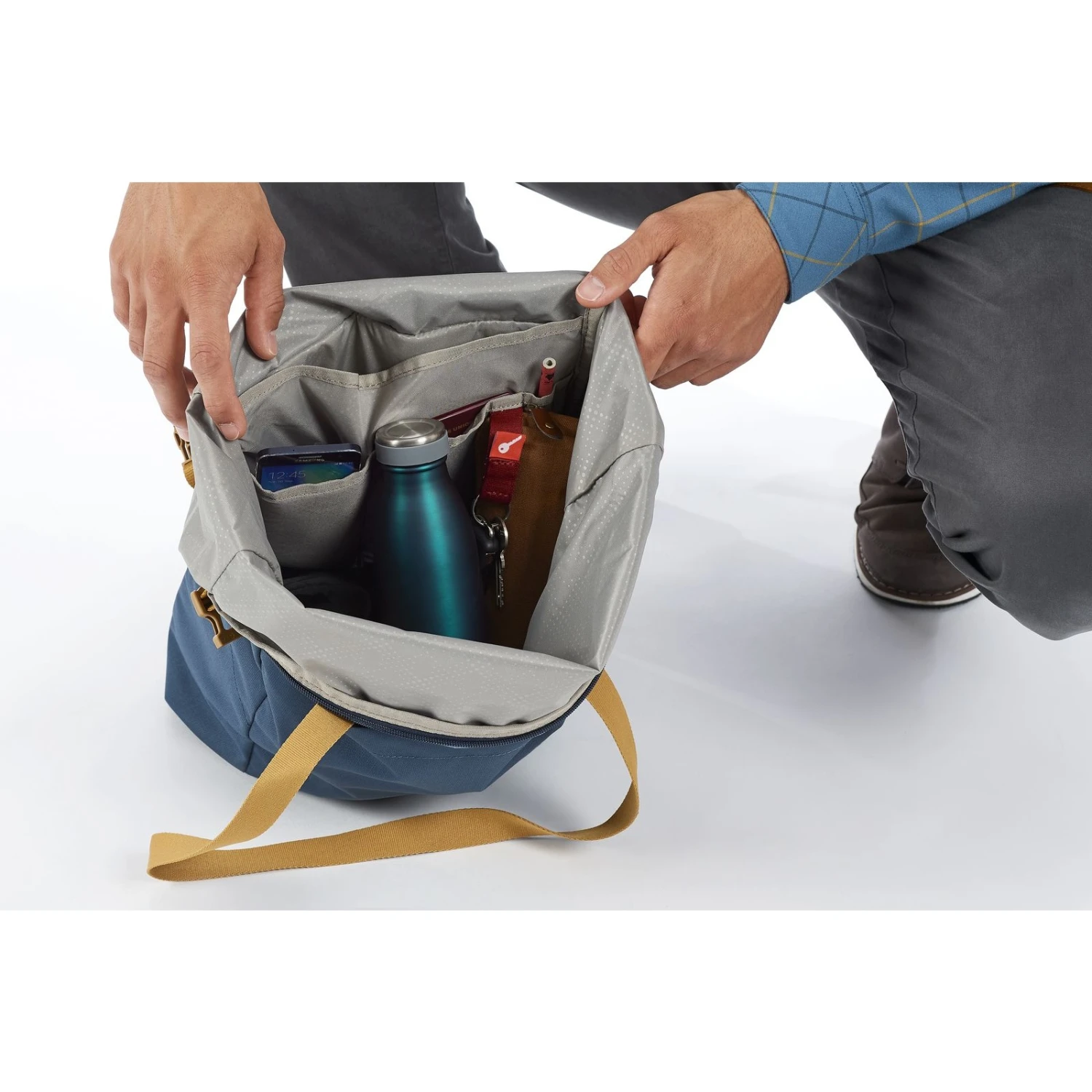 Vaude Kajam Shopper & Backpack - 20L - Chocolate 10 Vaude Kajam Shopper & Backpack - 20L - Chocolate - Image 8