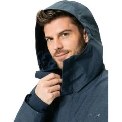 Vaude Men's Comyou Pro Rain Jacket - Dark Sea -Vaude vaude mens comyou pro rain jacket dark sea 6 1252887