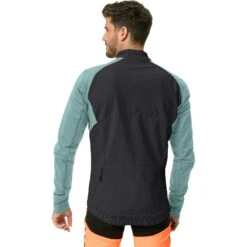 Vaude Men's Kuro Softshell ZO Jacket - Dusty Moss -Vaude vaude mens kuro softshell zo jacket dusty moss 5 1254353