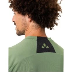 Vaude Men's Qimsa Logo Shirt - Willow Green -Vaude vaude mens qimsa logo shirt willow green 7 1383281