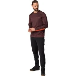 Vaude Men's Qimsa LS Shirt - Dark Oak Uni -Vaude vaude mens qimsa ls shirt dark oak uni 7 1510585