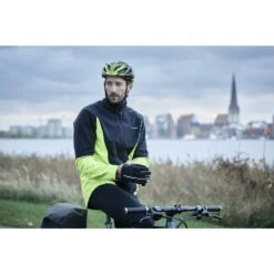 Vaude Men's Wintry Jacket IV - Neon Yellow -Vaude vaude mens wintry jacket iv neon yellow b2 1082157