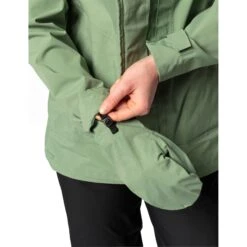 Vaude Women's Comyou Rain Jacket - Willow Green -Vaude vaude womens comyou rain jacket willow green 6 1506286