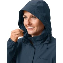 Vaude Escape Bike Light Jacket Women - Dark Sea -Vaude vaude womens escape bike light jacket dark sea 6 1389147