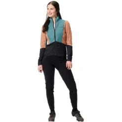 Vaude Women's Kuro Insulation Jacket - Dusty Moss -Vaude vaude womens kuro insulation jacket dusty moss b2 1320478