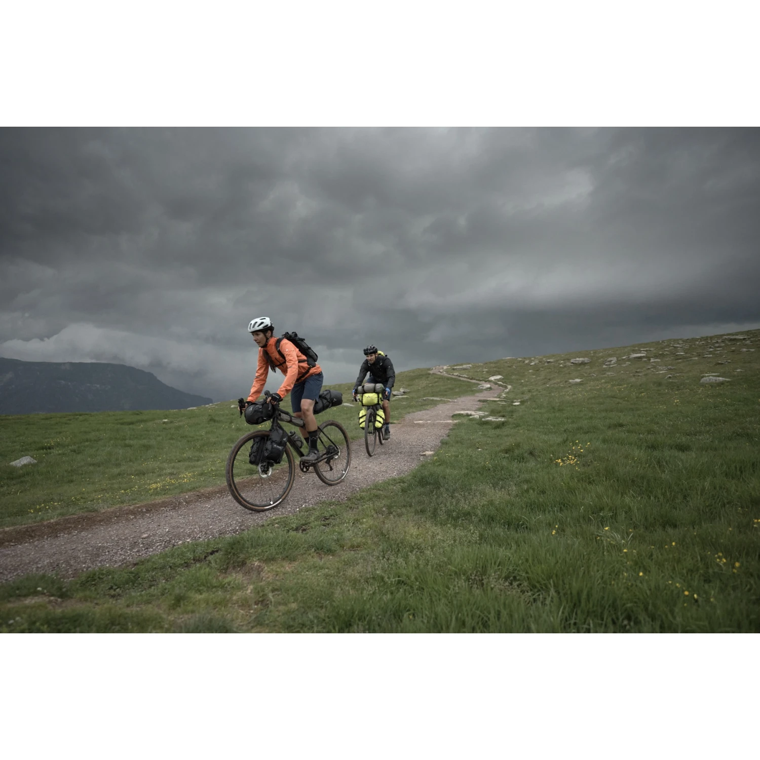 Vaude Women's Kuro Rain Jacket - Crimson Red 17 Vaude Women's Kuro Rain Jacket - Crimson Red - Image 15