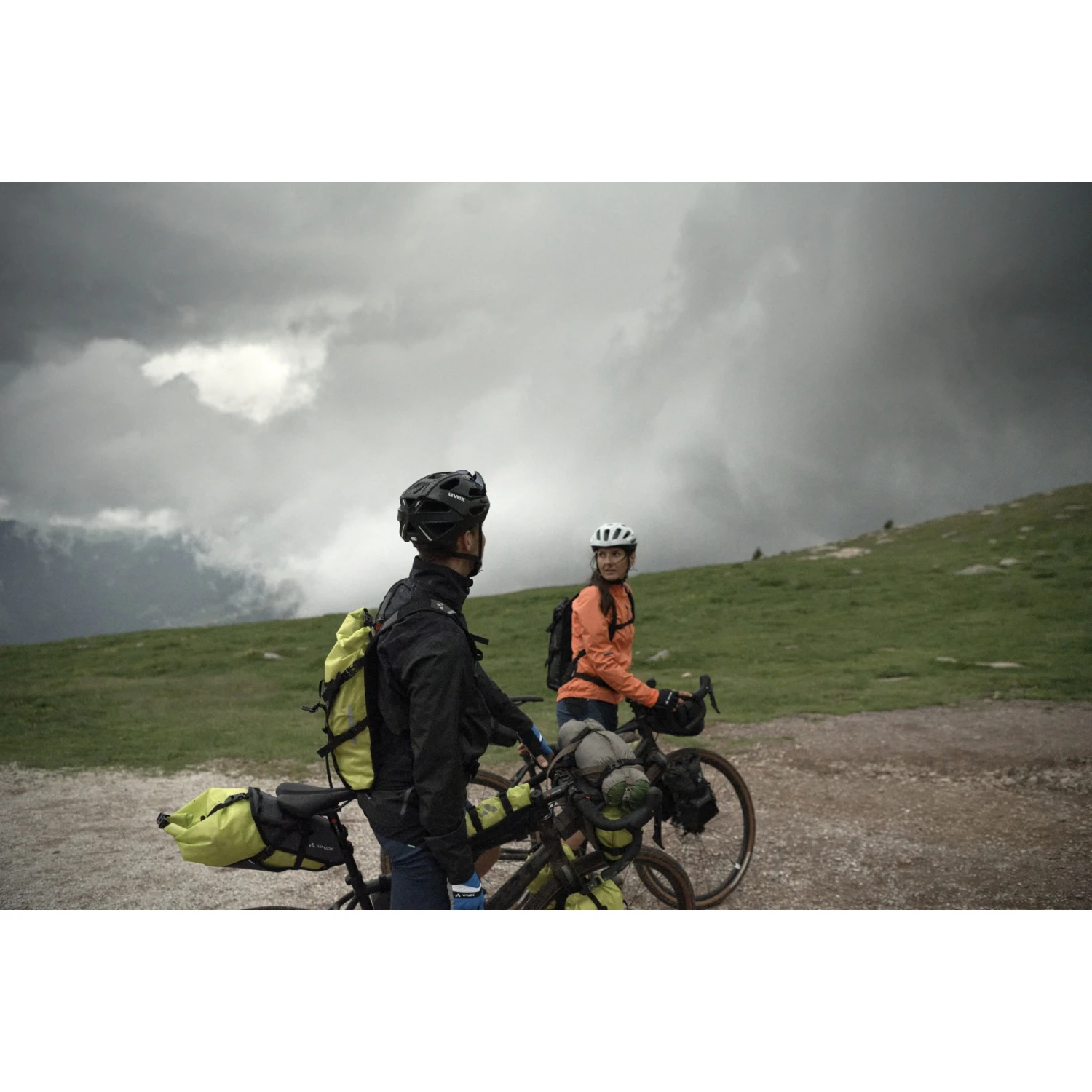 Vaude Women's Kuro Rain Jacket - Crimson Red 16 Vaude Women's Kuro Rain Jacket - Crimson Red - Image 14